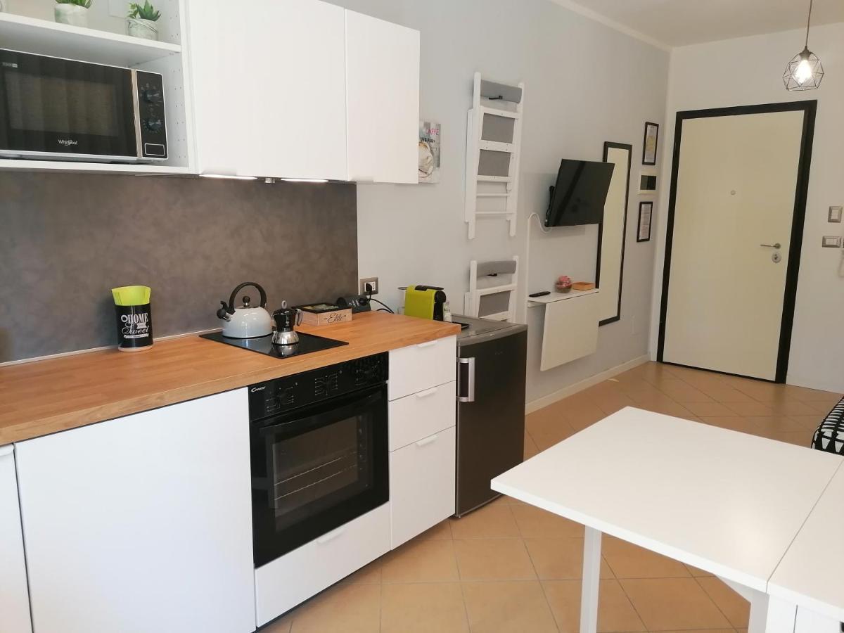 Area33 Guest House Bologna Esterno foto